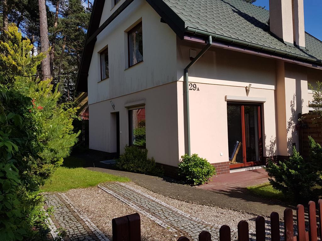 Nadmorski Domek Łukęcin Exteriör bild
